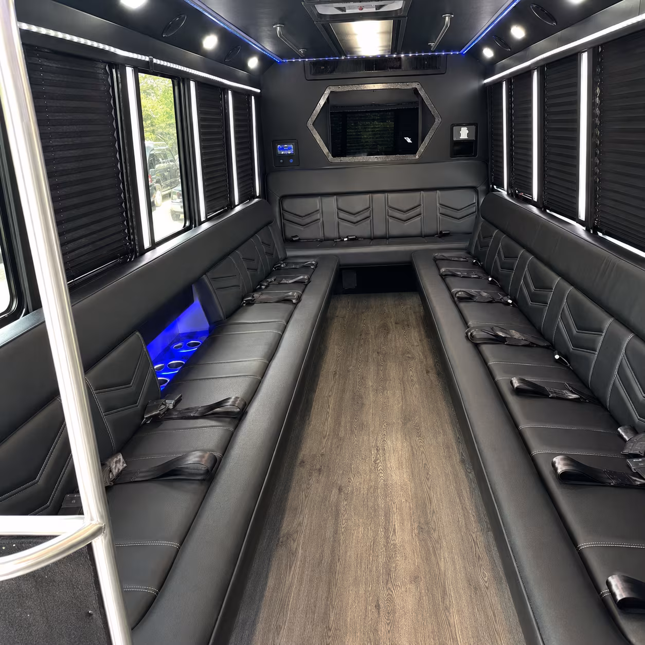 21st birthday party bus rentals built around the las vegas nightlife circuit