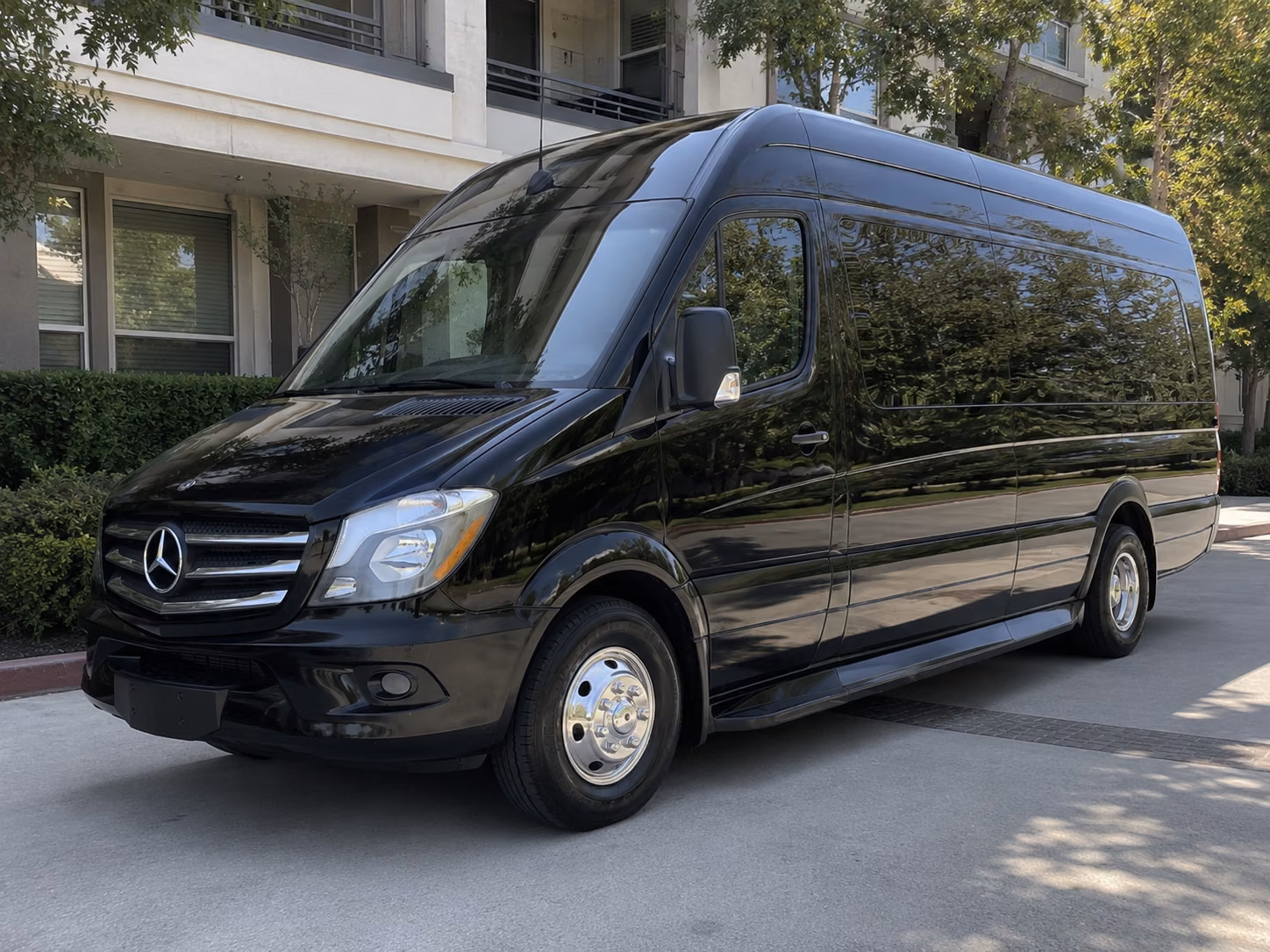 find transportation for your next airport transfer 3