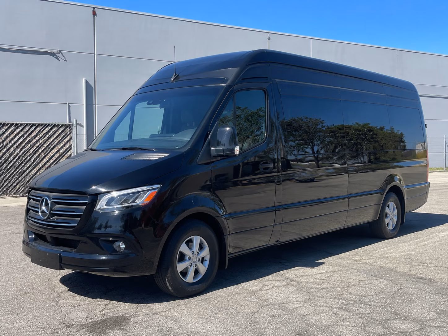find transportation for your next airport transfer 4