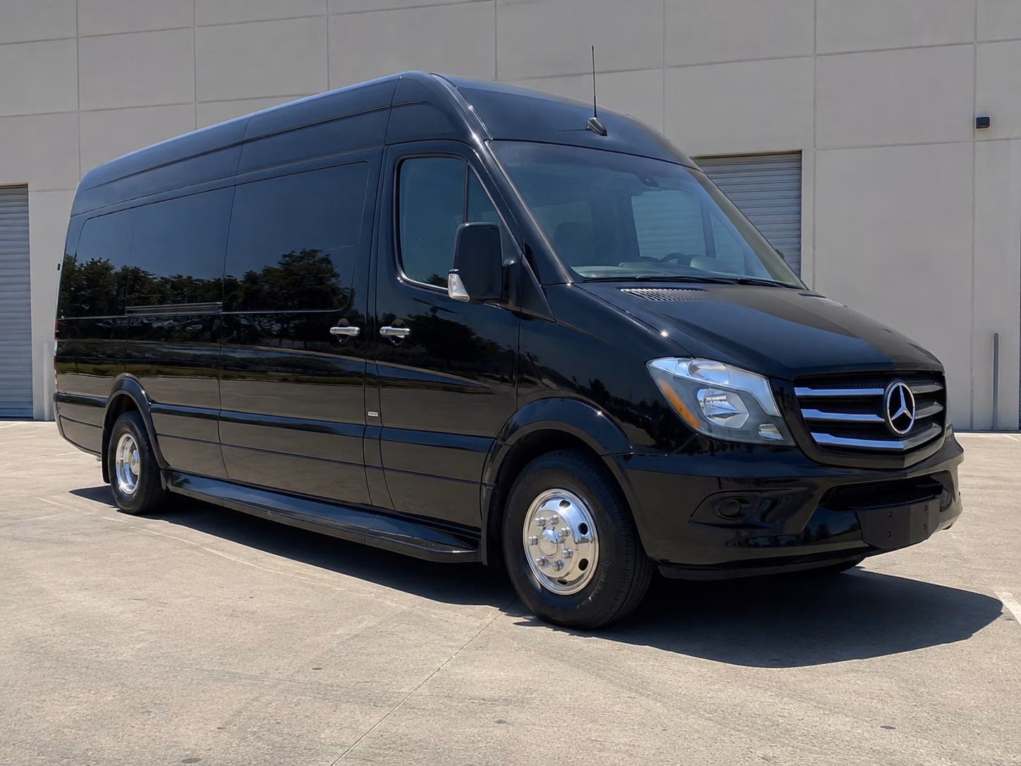 find transportation for your next convention or trade show 3